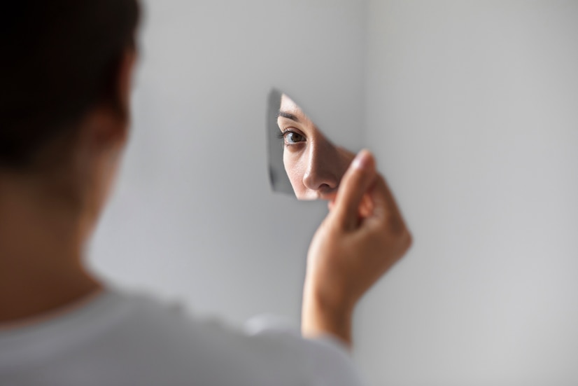 portrait-woman-with-low-self-esteem_52683-104215